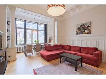 square ambiorix - maison de maître de ± 380 m² bruts