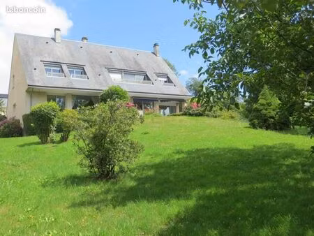 pavillon 7 pièces 176 m²