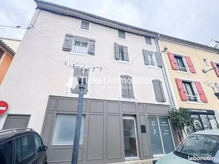 immeuble 7 pièces 140 m²