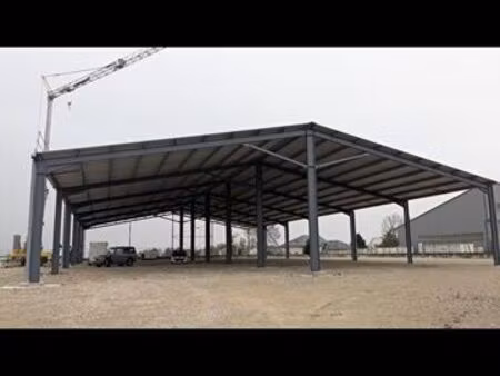 local 4756 m² manhac