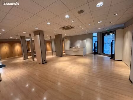 location local de 280m²  7 rue de la république anciennement burton