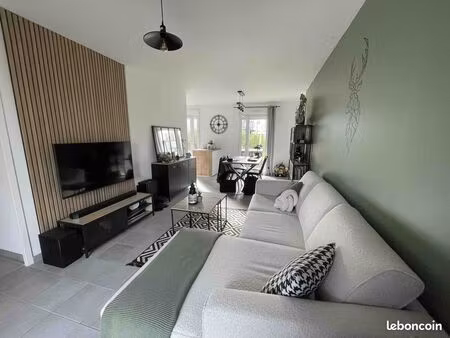 maison 4 pièces 80 m²