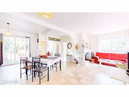 maison 5 pièces 136 m²