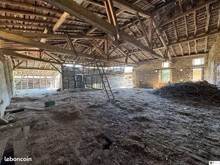 maison 4 pièces 414 m²