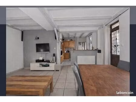 maison familiale 5 pièces – 93 m² – terrain clos 2 360 m² – gare paris-est < 1h prix : 149