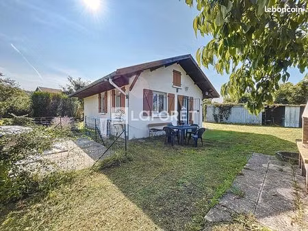 chalet 2 pièces 46 m²