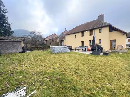 maison 2 pièces 100 m²