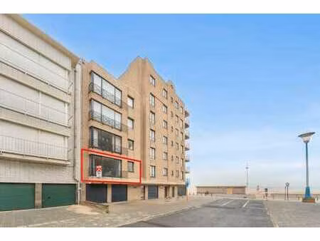 appartement avec vue latérale sur a vendre à sint-idesbald