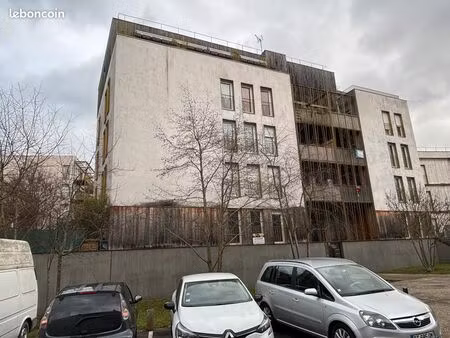 appartement de type f3 en rdc dans residence privée et securisée