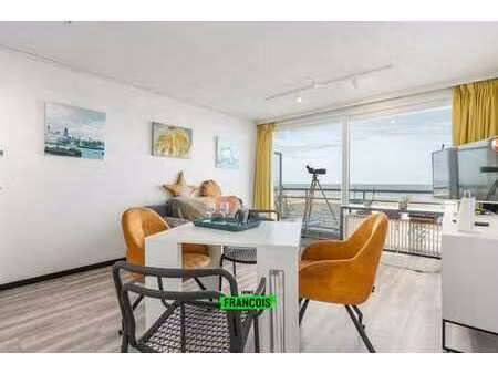 studio rénové (2020) avec vue sur mer et piscine dans la r…