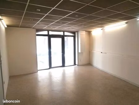 local 26 m² tournon-sur-rhône