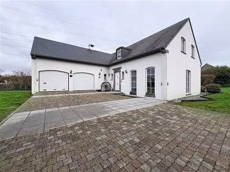 magnifique villa aux volumes exceptionnels