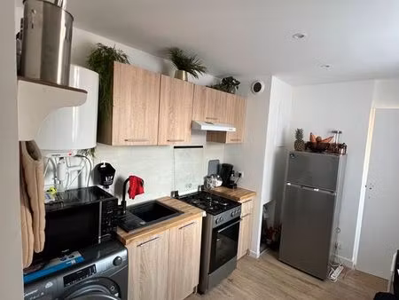 t2 44 m2 refait à neuf - dpe c