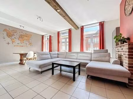 triplex de 130 m² idéalement situé au centre de wavre !