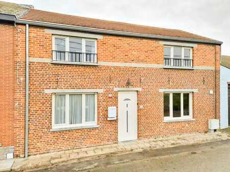 charmante maison 3 chambres avec jardin