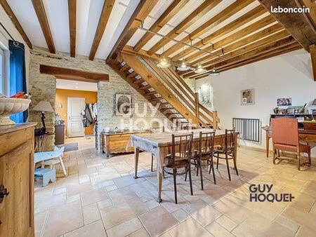 maison 6 pièces 200 m²