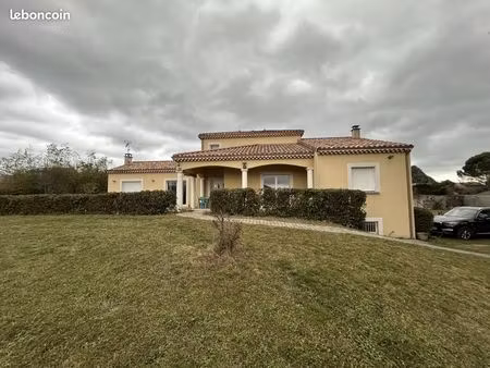 villa 7 pièces 172 m²
