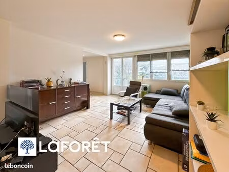 appartement 5 pièces 83 m²