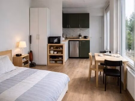 studio meublé 16 m² – lumineux  calme  charges incluses