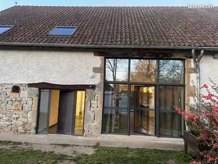 à louer – élégante maison de 140 m2 au cœur de la campagne vichyssoise - brugheas