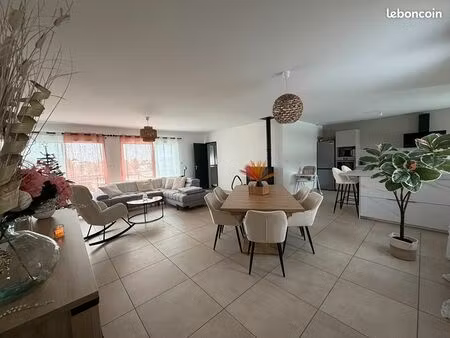 pavillon 5 pièces 105 m²