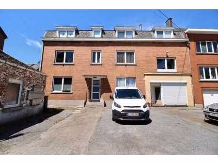 appartement 1ch avec espace extérieur commun