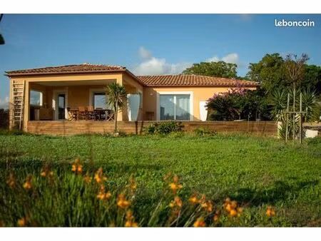 villa 5 pièces 151 m2