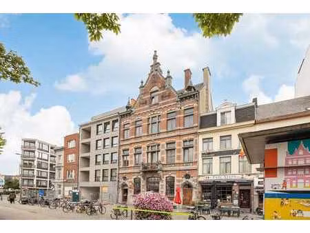 magnifique et unique immeuble de rapport avec permis (rbi...