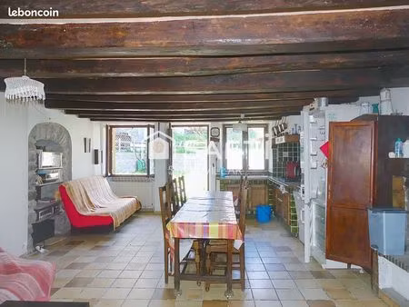 immeuble 105 m² saint-laurent-du-cros