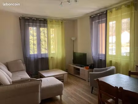 la bresse centre  appartement spacieux et lumineux 75 m² 3ch à visiter