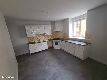 appartement le donjon libre au 1e avril 2026