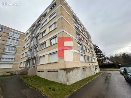 appartement 4 pièces 79 m²