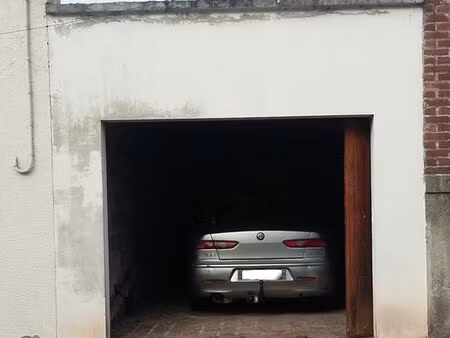 loue garage rue de la république