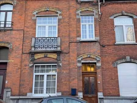 maison de ville au calme avec un beau jardin