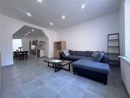 spacieuse maison 4 chambres + studio