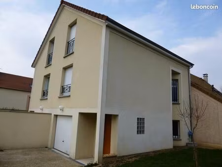 maison 3 pièces 63 m²