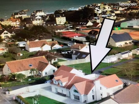 villa exceptionnelle proche de la mer arromanches