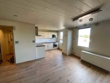 location jolie appartement à pons de loup