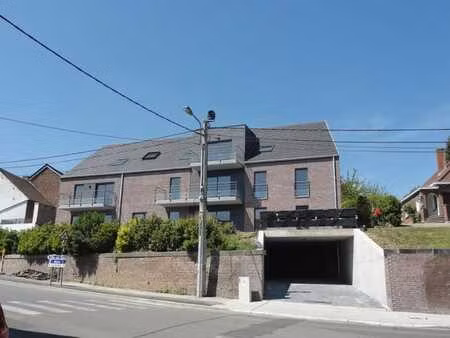 bel appartement de 113 m² (construction année 2017).