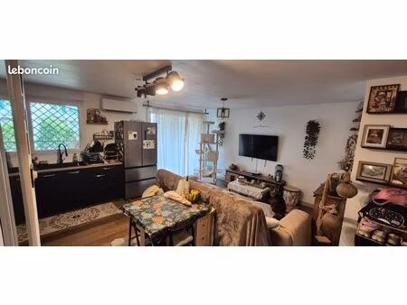 coup de cœur – t3 traversant avec terrasse – plateau de la croix-rouge