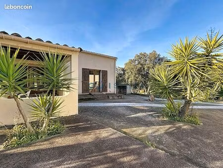 propriété 4 pièces 90 m²