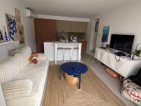 appartement t3 avec terrasse et jardin