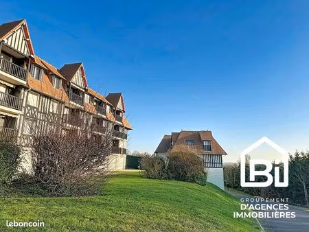 studio 1 pièce 26 m²