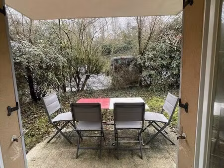 studio 1 pièce 30 m²