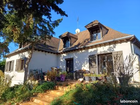 grande maison sur sous sol