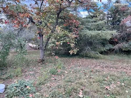 terrain 850 m² saint raphael