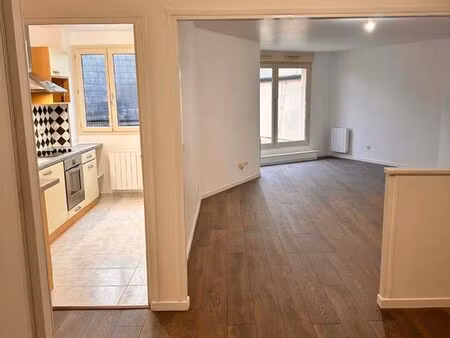 appartement 3 pièces 77 m²