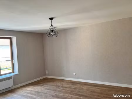 loue appartement 2 pièces proche centre de vouziers