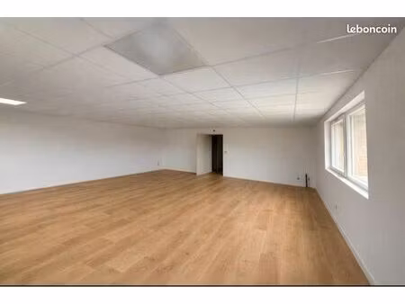 ensemble immobilier professionnel 370m2 -> 6 cellules