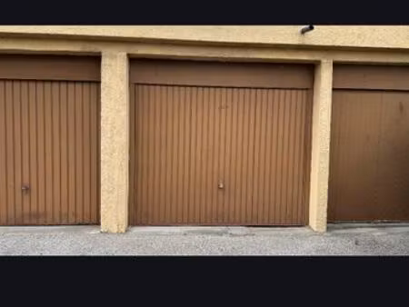 garage à louer